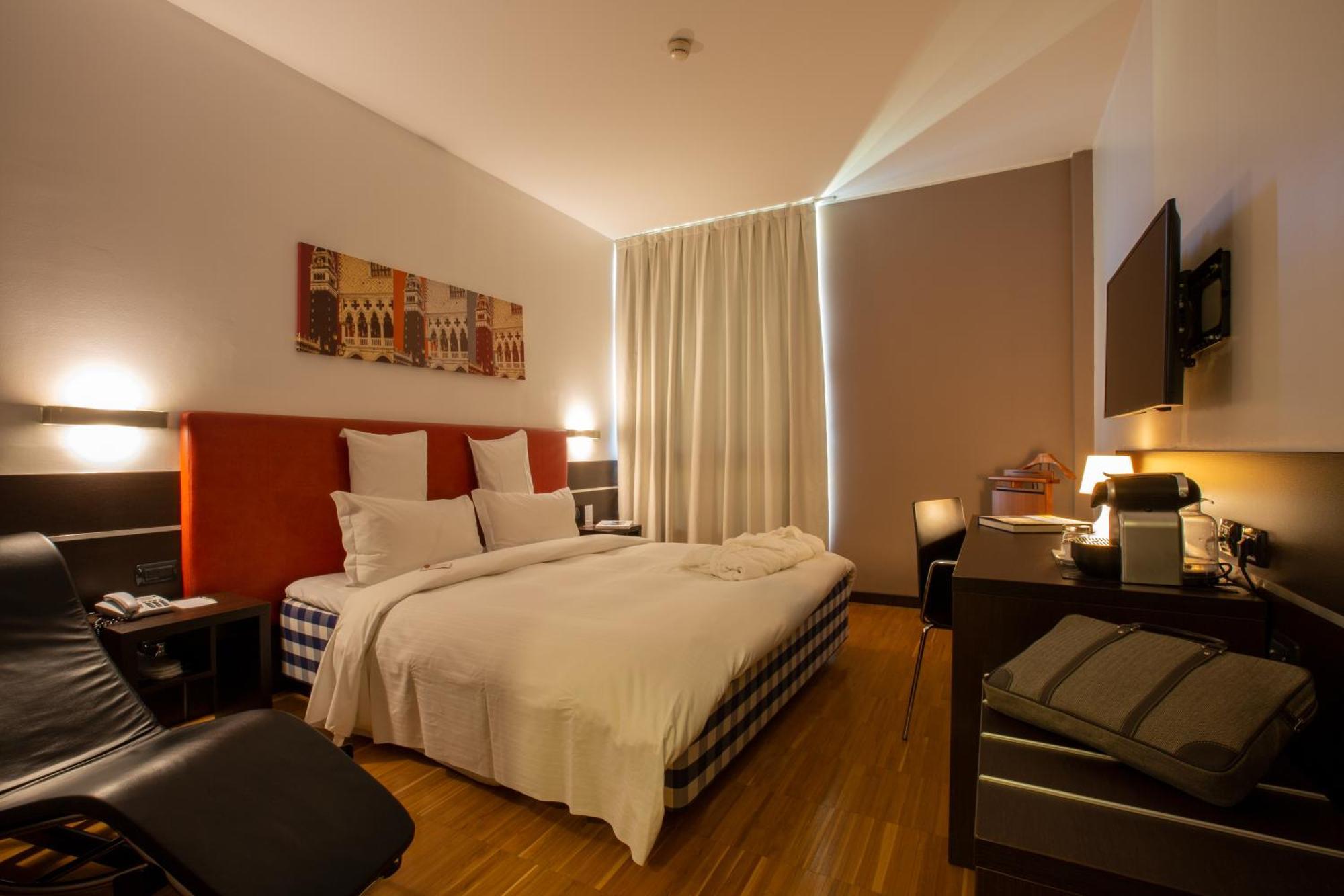 Euro Hotel Residence Concorezzo Esterno foto